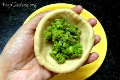 green pea paratha 4