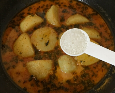 kashmiri dum aloo 19