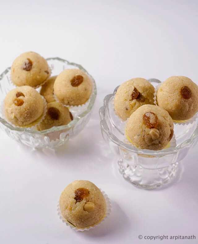 rava ladoo 13